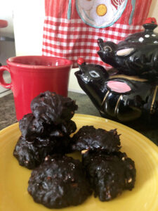 Quarantine Kitchen: 3-ingredient cookies&nbsp;
